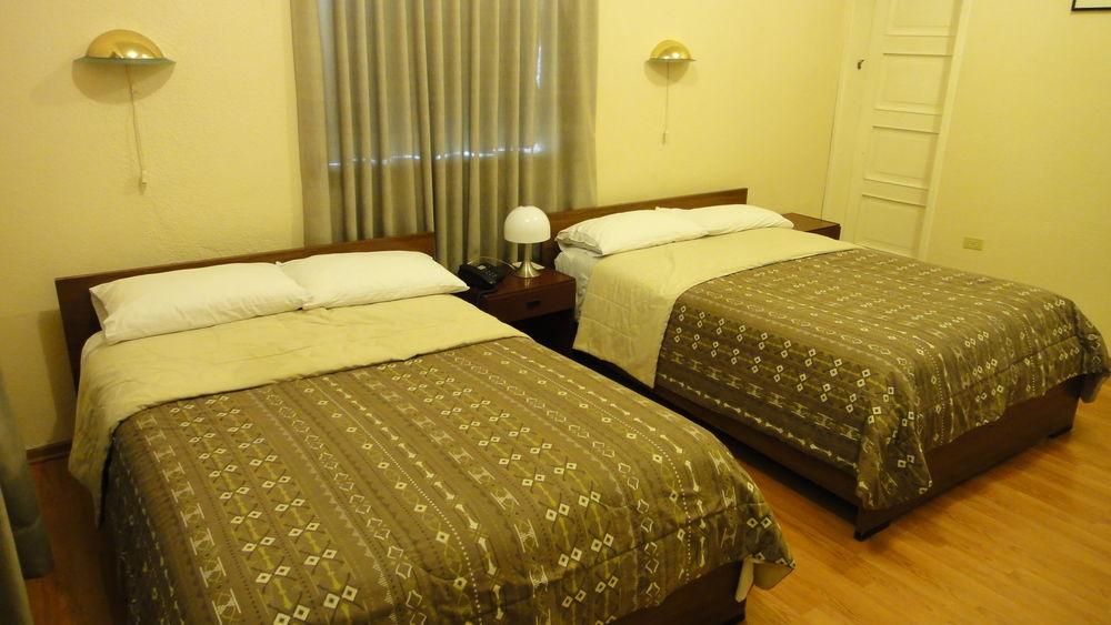 Alston Inn Hotel กีโต ภายนอก รูปภาพ